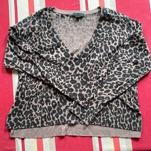 Sanctuary Animal v-neck cotton/nylon long sleeved sweater. Size Large